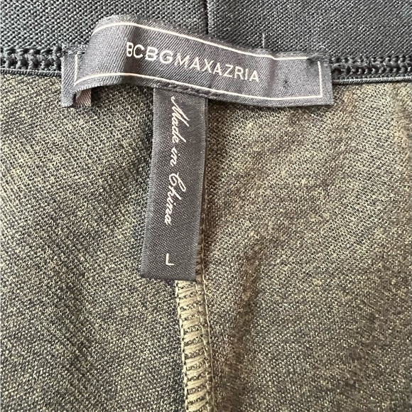 BCBGmaxazria green leggings with black waistband buttons up side ankle hem large - Picture 7 of 7